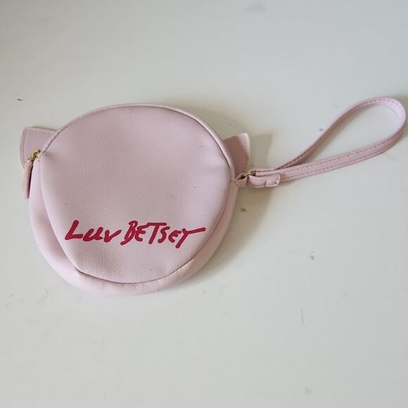BETSEY JOHNSON | Luv Betsey Reindeer Wristlet pink - Picture 2 of 4